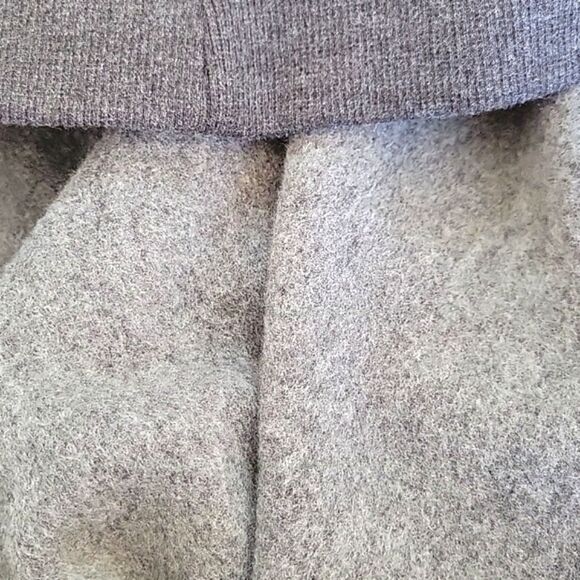 G.H. BASS & CO Men's Gray Long Sleeve Crew Neck Pullover Sweater size L Vintage - Picture 9 of 11